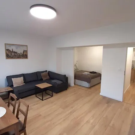 Nowy 40 M2 Z Oszalamiajacym Widokiem Na Rynek